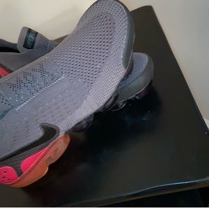 Nike Vapor Max size 7. Women’s size 7